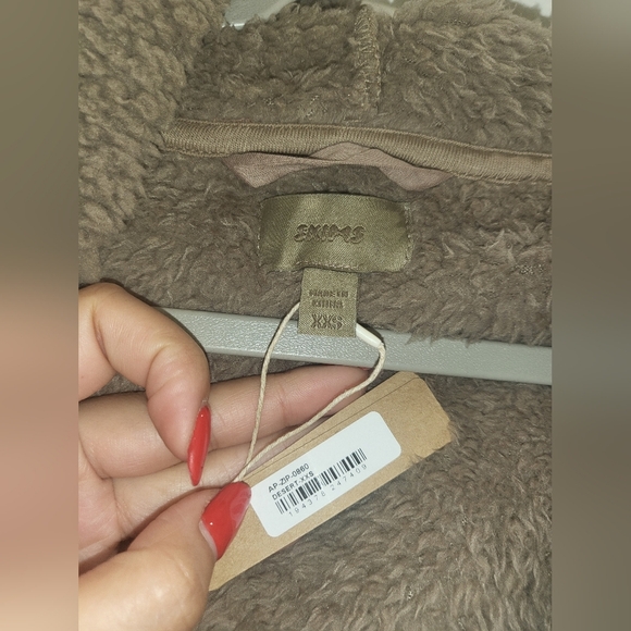 14. NWT SKIMS COZY KNIT TEDDY CROP FULL ZIP HOODIE IN DESERT SIZE XXS - Picture 8 of 9